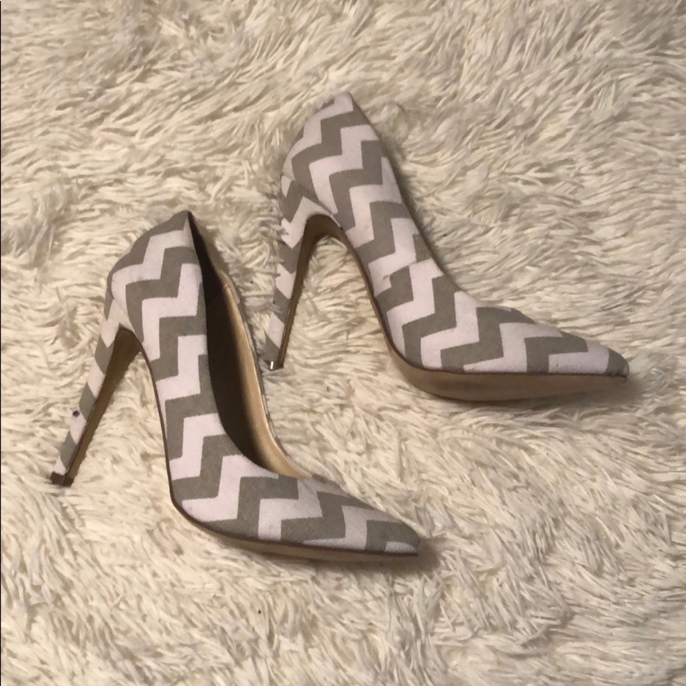 Charlotte Russe size 7 heels - Picture 1 of 5